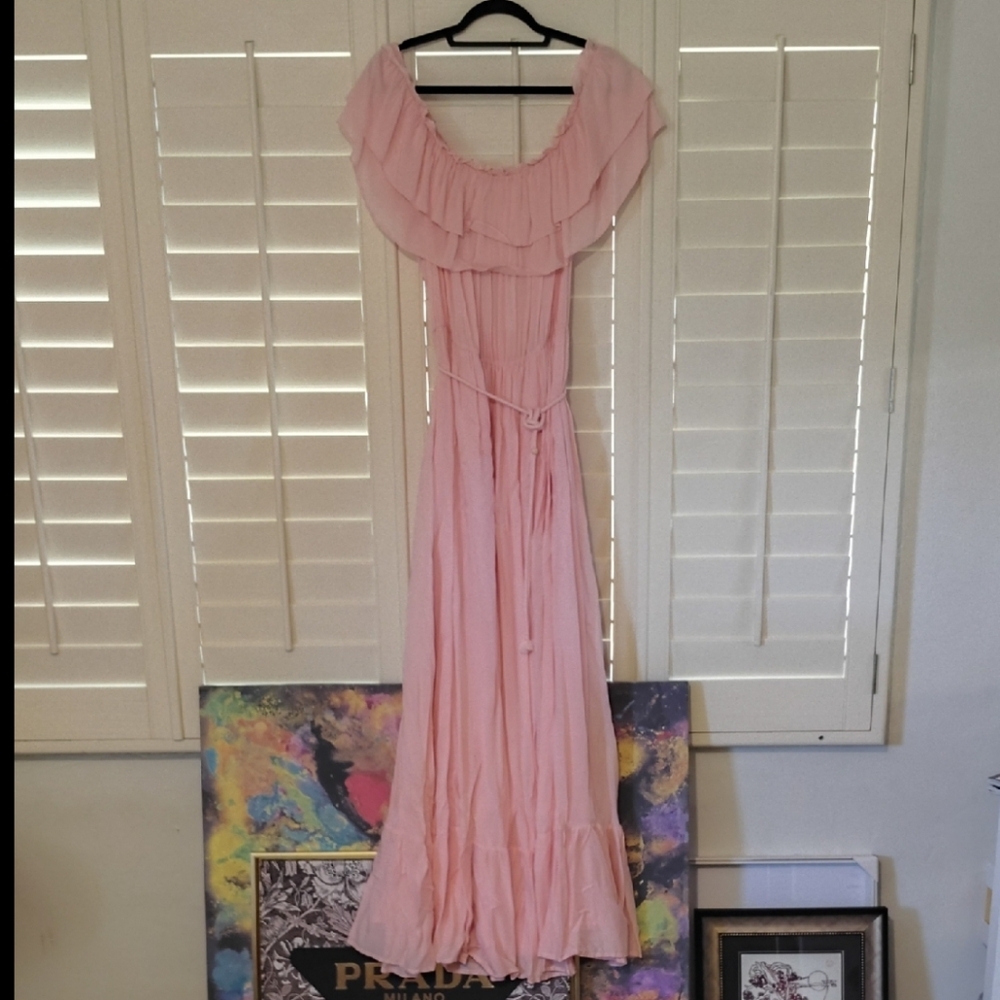 Elegant Pink Off-Shoulder Maxi Dress 3x
